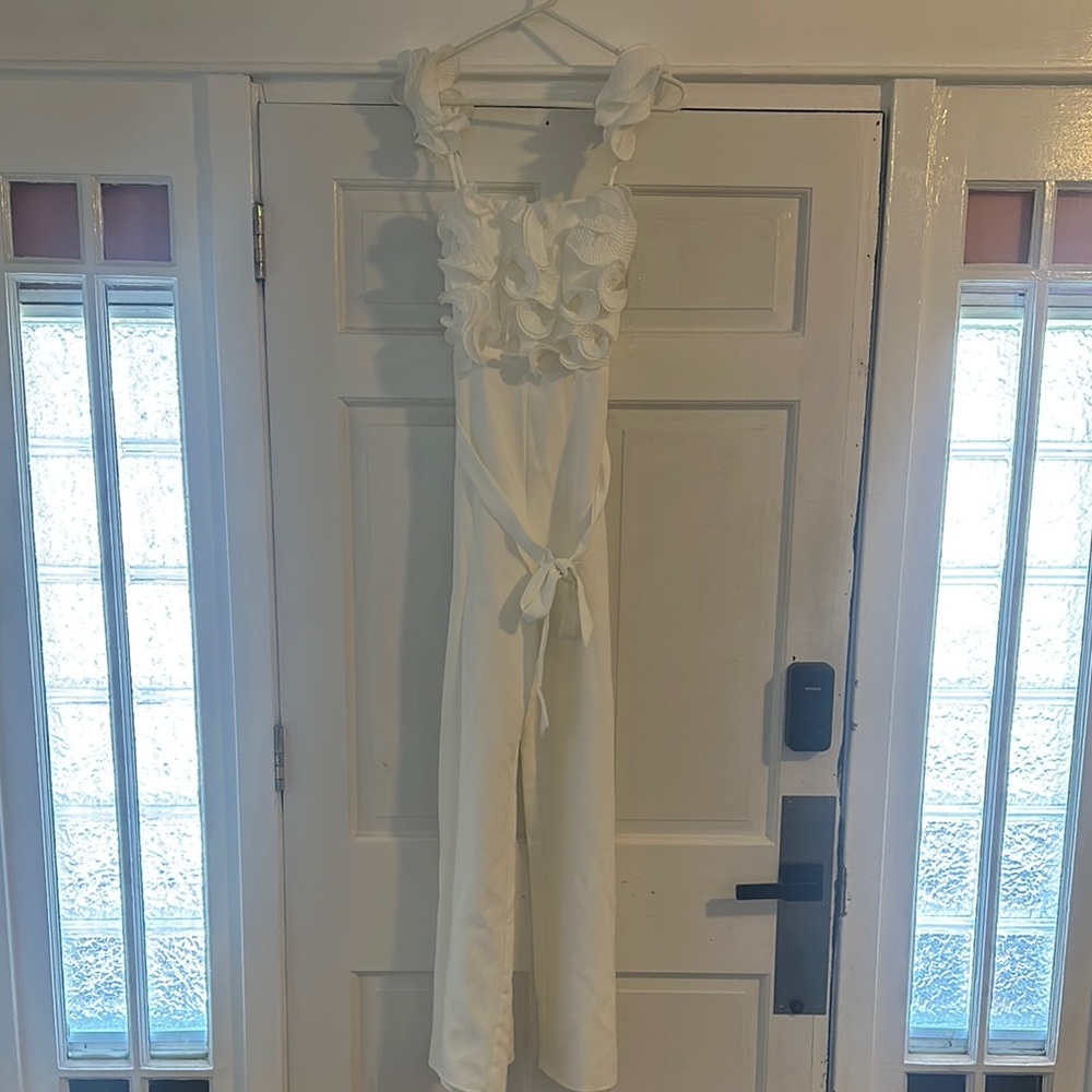 Elegant White Jumpsuit with Floral Accents